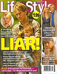Illustration for article titled Angelina & Brad Are Still Going Strong; Larry Birkhead May Be Lying